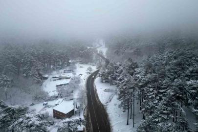 Kazdağları beyaza büründü, manzara nefes kesti