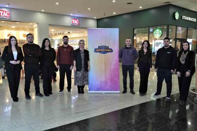 Keçiören Belediyesi’nden öğrencilere teknoloji dolu karne şenliği