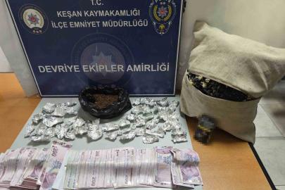 Keşan’da yastık içerisine saklanmış uyuşturucu ele geçirildi