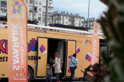 Kitaplar yola çıktı, durağı Sayapark oldu