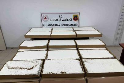 Kocaeli’de araçta 3 buçuk milyon liralık makaron ele geçti