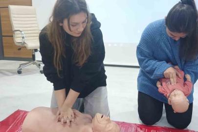 Koçarlı KYK Yurdu’nda öğrencilere ilk yardım eğitimi