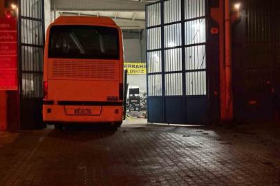 Krikonun kayması ile otobüsün altında kalan tamirci hayatını kaybetti