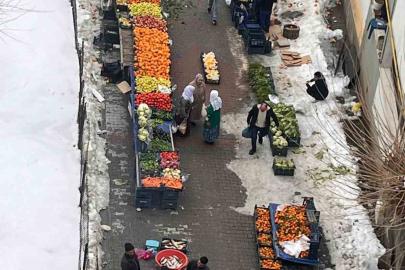 Kulp’ta kar engeli aşıldı, salı pazarı üç haftanın ardından açıldı