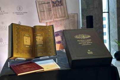 Kültür ve Turizm Bakanı Ersoy: "Özenle çalıştık, en gelişmiş baskı tekniklerini kullandık"