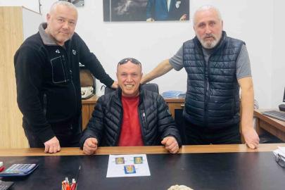 Kuru temizlemeye bırakılan montun cebindeki 200 gram altın sahibine teslim edildi