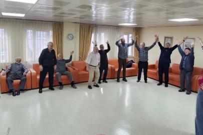 Kütahya Huzurevi’nde ’Kahkaha Yogası’ etkinliği