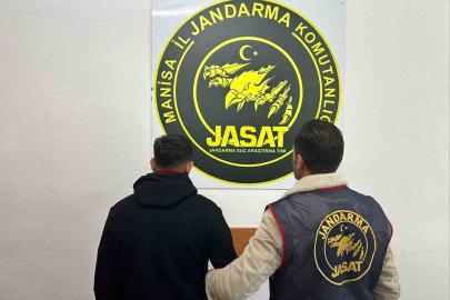 Manisa’da 66 yıl 4 ay hapis cezasıyla aranan 18 yaşındaki şahıs yakalandı