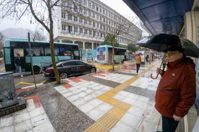 Manisa’da esnafın fırtına ve yağmurla imtihanı