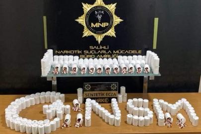 Manisa’da zehir tacirlerine geçit yok: 11 bin uyuşturucu hap ele geçirildi