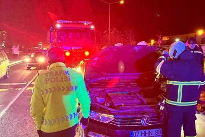 Mardin’de seyir halindeki otomobil alev aldı