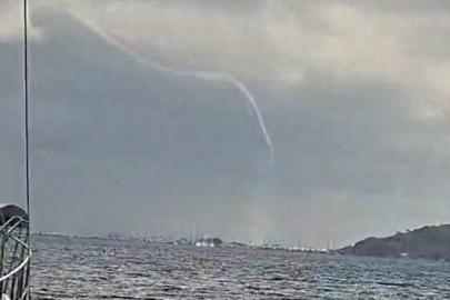 Marmaris Körfezi’nde hortum paniği