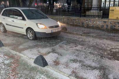 Menteşe’de dolu ve sağanak