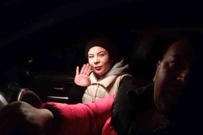 Mersin’de araçlarıyla karlı yolda mahsur kalan çift kurtarıldı