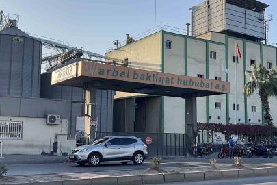 Mersin’de bakliyat fabrikasına silahlı saldırı