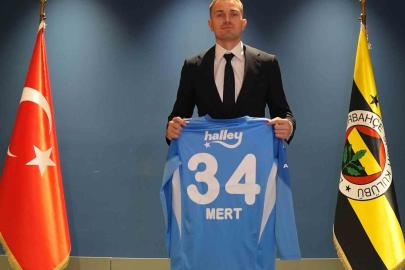Mert Günok yeniden Fenerbahçe’de