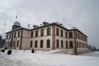 MHP İl Başkanı Yurdagül; "Erzurum kongre binası yıkılmayacak"