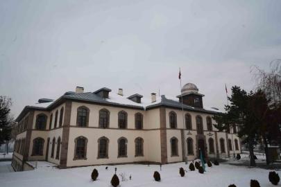 MHP’den Erzurum Kongre binası açıklaması