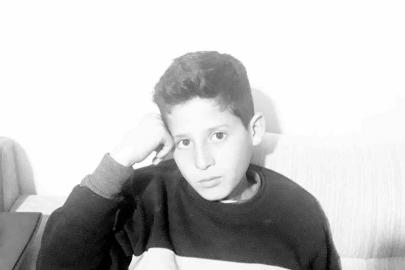 Minibüse arkadan çarpan motosikletteki 2 kişi ağır yaralandı