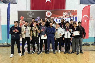Muşlu sporculardan Muaythai Bölge Şampiyonası’nda büyük başarı
