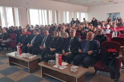 Mut’ta kayısının geleceği masaya yatırıldı