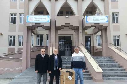 Niğde Belediyesi’nden diyabetli öğrencilere destek