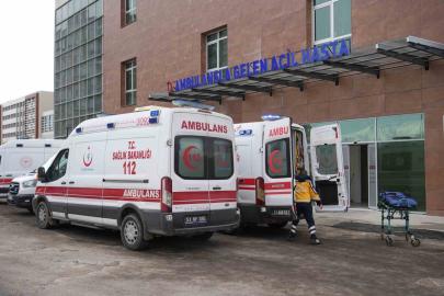 Niğde’de iki otomobil çarpıştı: 6 yaralı