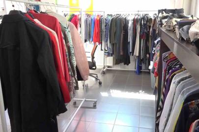 Nilüfer’de ‘Giymiyorsan Giydir’ dayanışması büyüyor