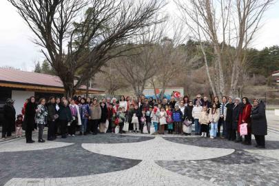 Nilüferli kadınların hediyeleri Harmancık’a ulaştı