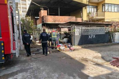 Önce arabasını ve evini yaktı, sonra silahla kendisine sıktı