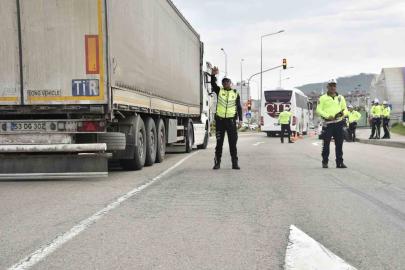 Ordu’da bir haftada 12 binden fazla araç ve sürücüsü denetlendi