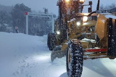Osmangazi Belediyesi’nden karla mücadelede kesintisiz mesai