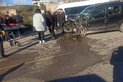 Osmaniye’de 7 kişinin yaralandığı kaza kamerada