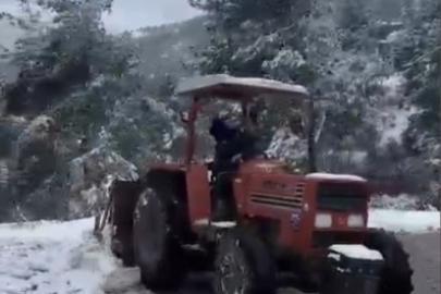 Osmaniye’de kapanan köy yollarını muhtar kendi imkanlarıyla açıyor