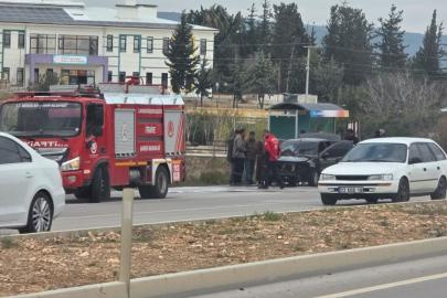 Otomobil alev alev yandı