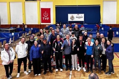 Özel sporcular masa tenisinde Aydın il birinciliği için mücadele etti