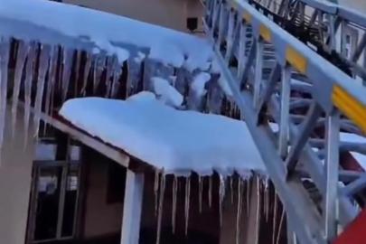 Patnos’ta buz sarkıtlarına Karşı sahada çalışmalarını sürdürüyor