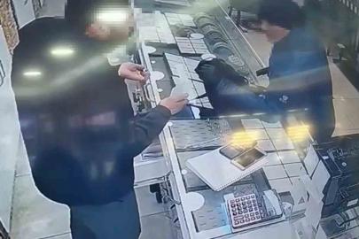 Pendik’te oyuncak silahla soygun girişiminde bulunan şüpheli tutuklandı