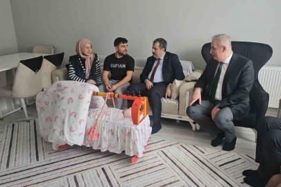 Samsun’da Aile ve Gençlik Fonu’ndan yararlanan aile bebek sevincini yaşadı