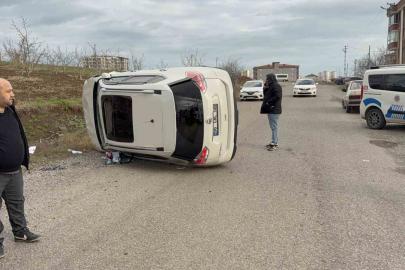 Samsun’da otomobil takla attı: 3 yaralı