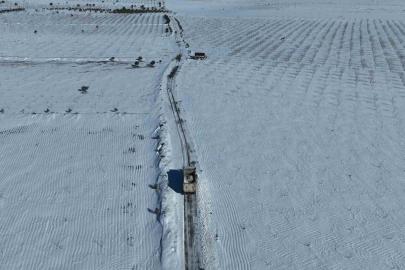 Şanlıurfa kırsalındaki yollar ulaşıma açıldı