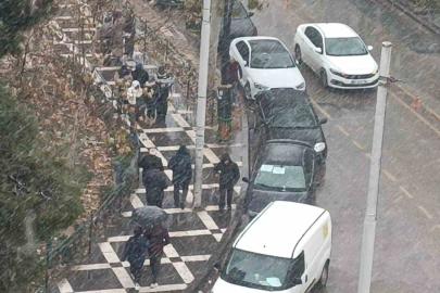 Şanlıurfa’da beklenen kar yağışı başladı