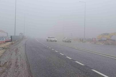 Şanlıurfa’da yoğun sis ve yağmur etkili oluyor