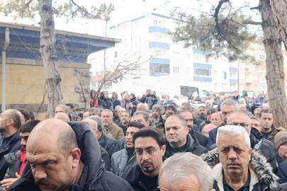 Saplantılı sevgilisi tarafından öldürülen Gözde Akbaba, son yolculuğuna uğurlandı