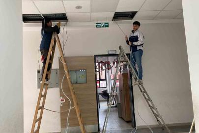 Sarıgöl’ün en büyük okulu klimalarla donatılıyor