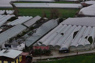 Seydikemer’de hortum, fırtına ve dolu seraları vurdu