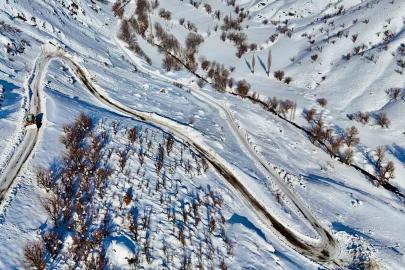 Siirt’te çığ düşen yol temizlendi