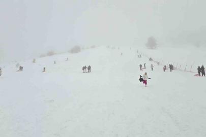 Sis ve yağışa rağmen Keltepe’ye akın ettiler