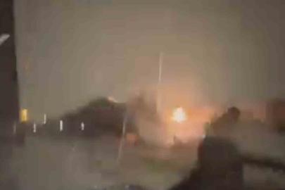 Siverek’te karın ağırlığına dayanamayan sundurmalar çöktü: O anlar kamerada