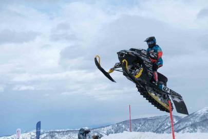 SNX Türkiye Dünya Kar Motosikleti Şampiyonası’nda ilk gün tamamlandı